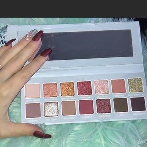 soldNEW AUTHENTIC KYLIECOSMETICS CHILLBABY palette